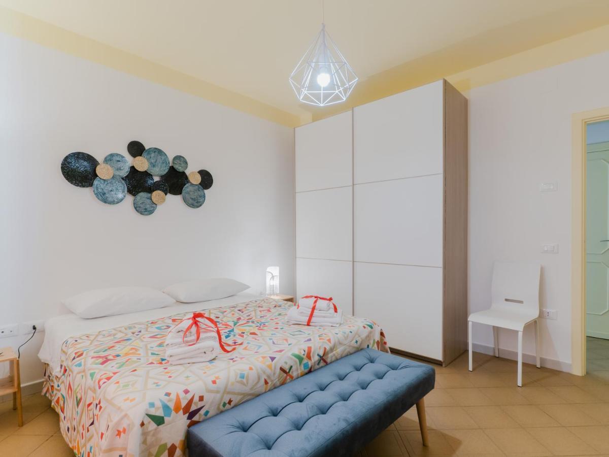 Salento 4 Stars - Blue & Yellow Squinzano Екстериор снимка