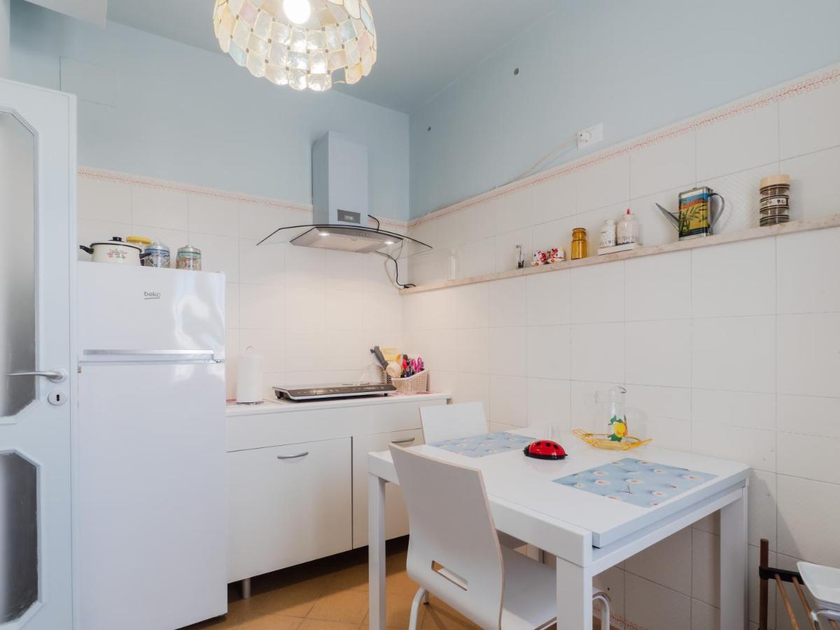 Salento 4 Stars - Blue & Yellow Squinzano Екстериор снимка